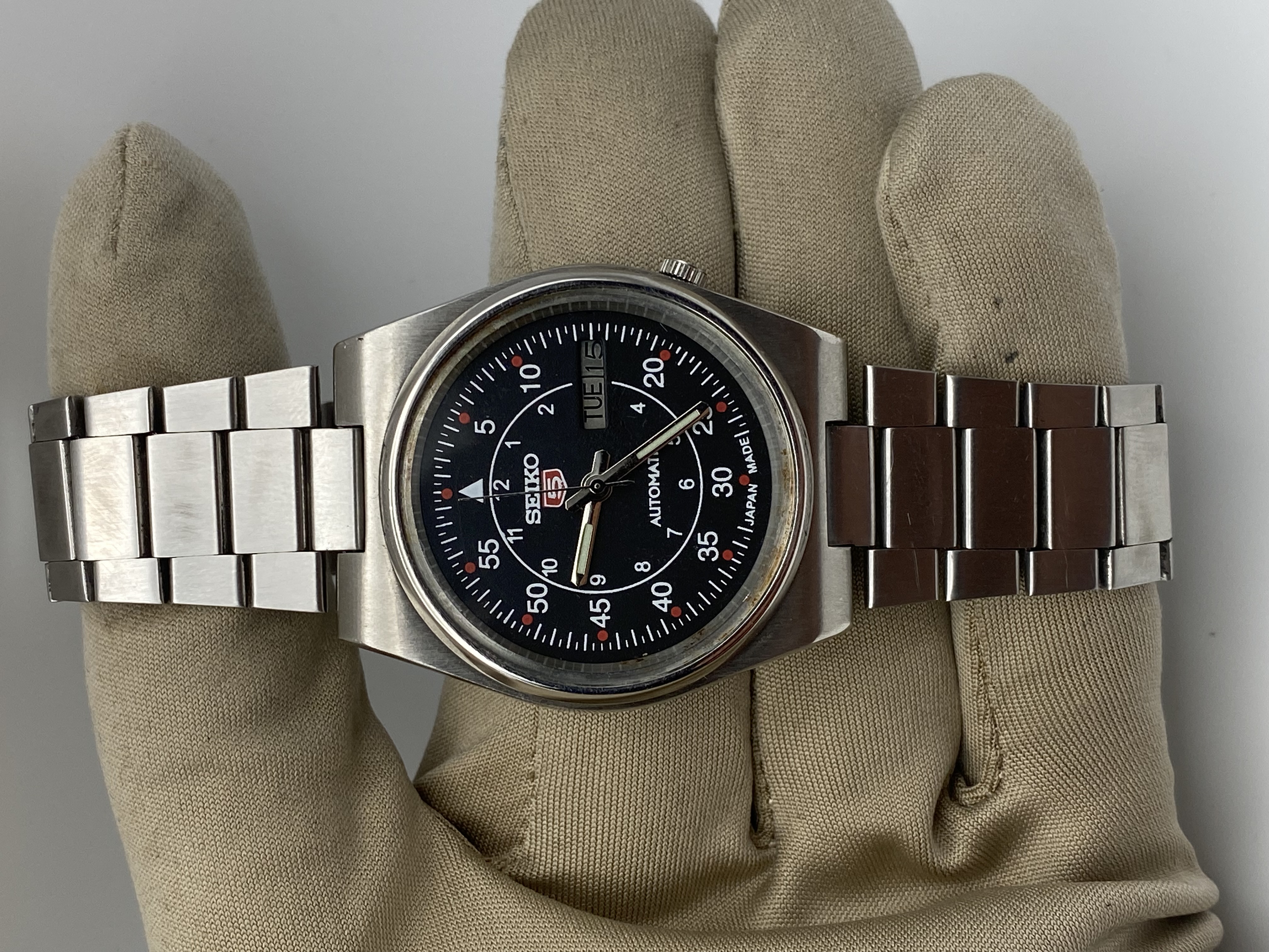 *Refurbished* Vintage Seiko 5 Military automatic day/day. (36.5mm) Serviced.
